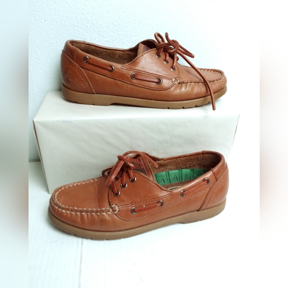 Natural Sport Shoes - Natural Sport 6.5M Caramel 3 Eye Boat Shoes Endlessly Wearable Versatile Ugly